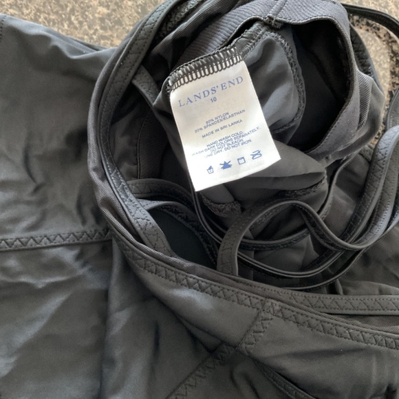 Land’s End Tank Top, Size 10, Black - Picture 5 of 5